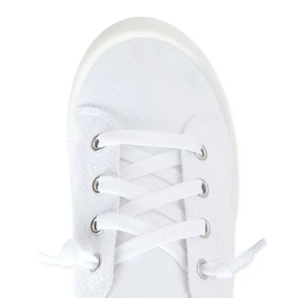 !WIDE WIDTH WHITE Time and Tru Women's Scrunch Back Slip-On Sneaker - Picture 2 of 5